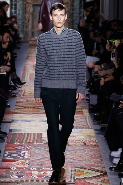 Look 44